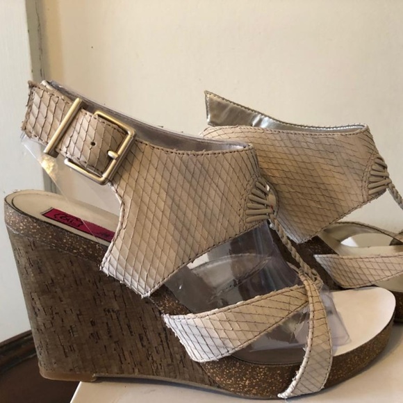 Chi by Carlos Falchi "THALIA" Beige Wedges 8.5M - Picture 6 of 8